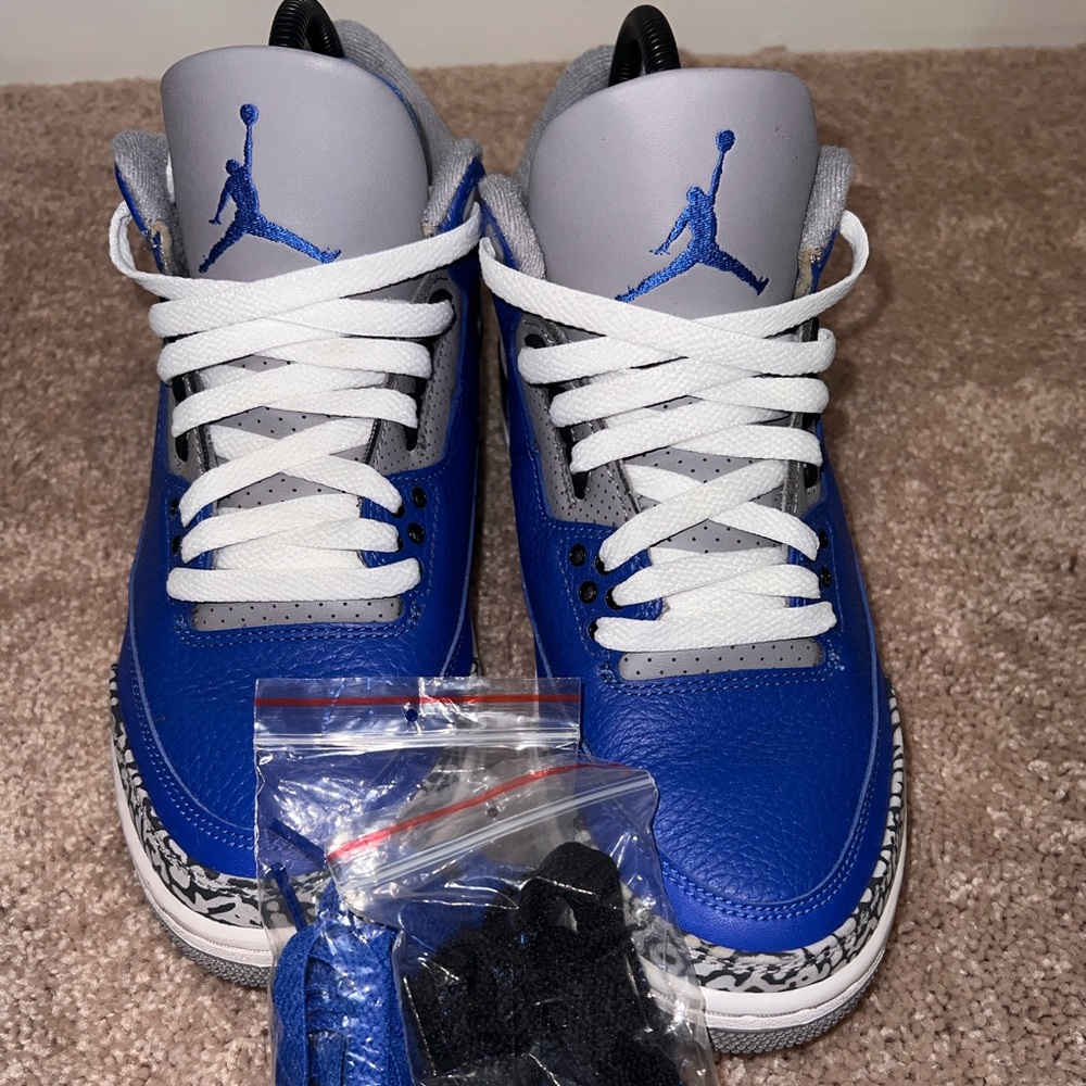 Jordan 3 Royal Cement